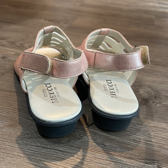 Sesto Meucci Pink Metallic Women’s Sandals - Picture 4 of 5